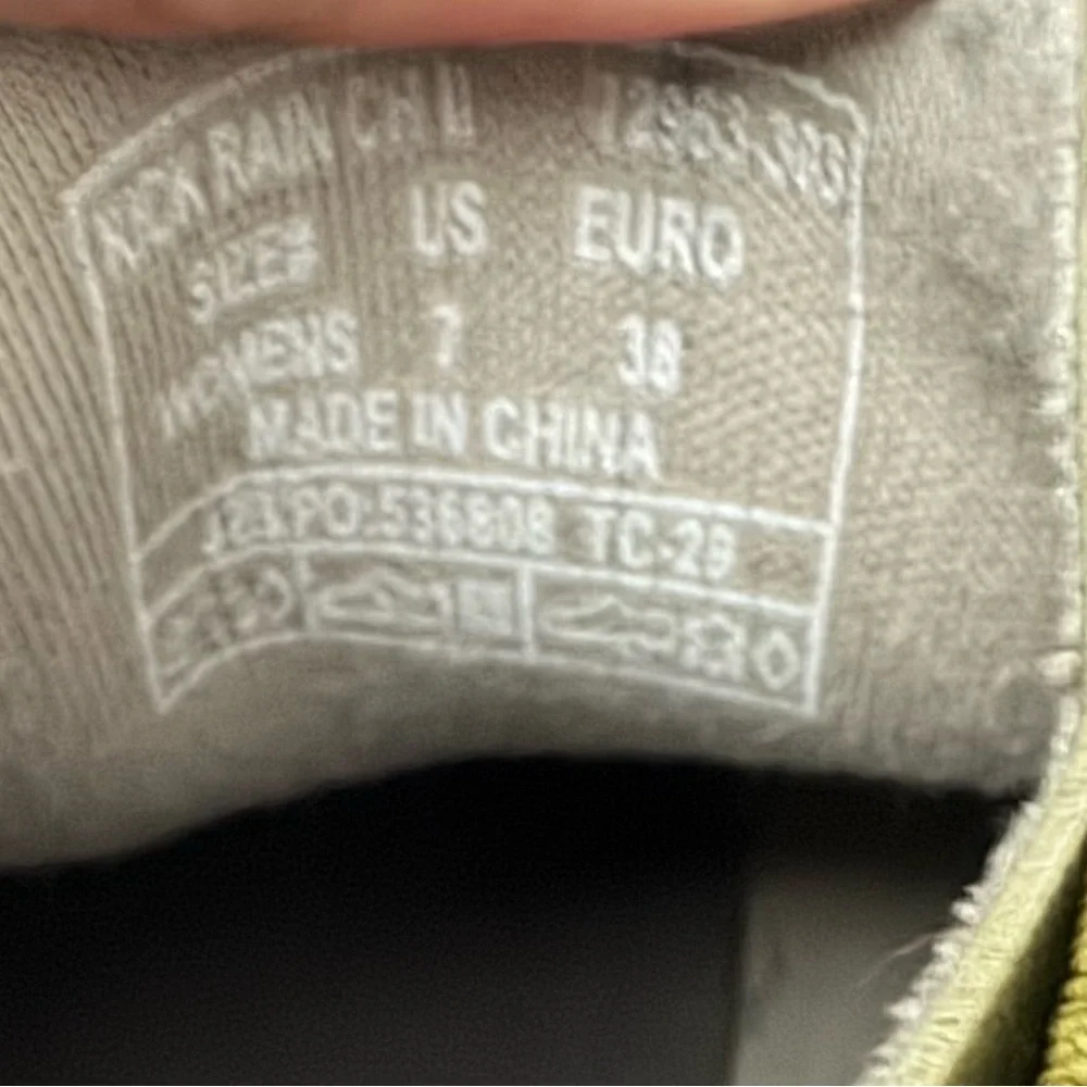 BOGS Green Chelsea Ankle Rain Boots - Picture 4 of 5